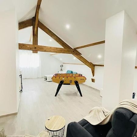 Superbe Appartement Avec Salle De Jeux Vaux-lès-Saint-Claude Exterior photo